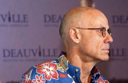 Ο Τζέιμς Ελροϊ επιστρέφει στο Λος Αντζελες