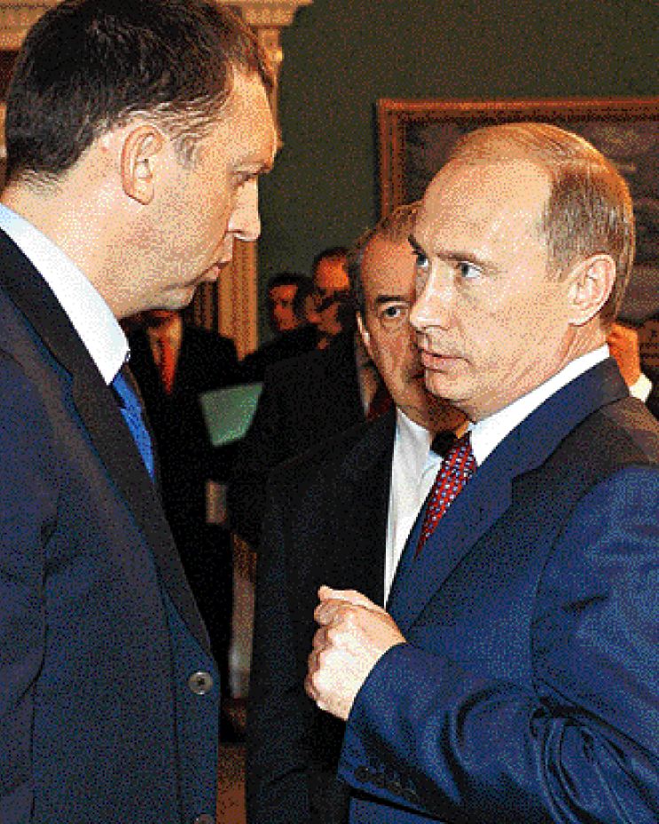 Ρωσικός κολοσσός στο αλουμίνιο