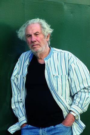 12 ερωτήσεις στον Γιώργο Μιχαλακόπουλο