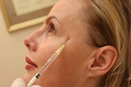 Πιο όμορφες και λαμπερές για τις γιορτές