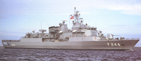 Συνωστισμός πολεμικών σκαφών ανοικτά της Κύπρου