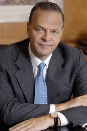 «Μοντέλο» η διαχείριση της κρίσης από τον όμιλο Μυτιληναίου