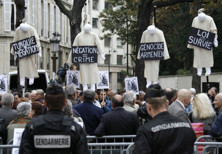 Γαλλία:Ψηφίστηκε η ποινικοποίηση της άρνησης της Αρμένικης Γενοκτονίας | tovima.gr