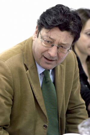 Πέθανε ο καθηγητής εγκληματολογίας Βασίλης Καρύδης