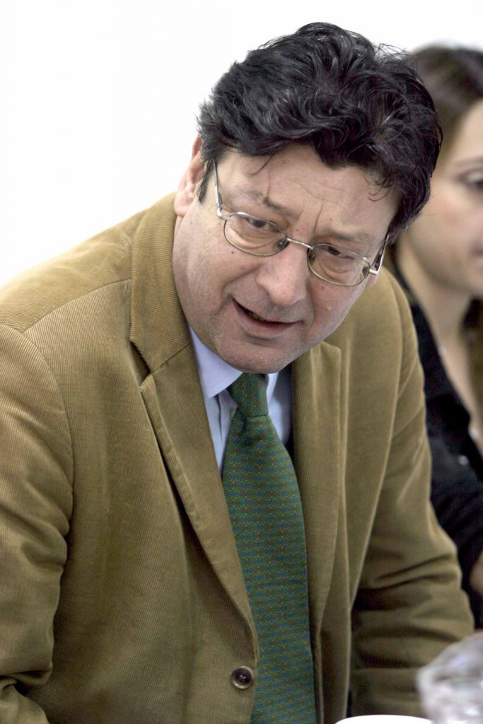 Πέθανε ο καθηγητής εγκληματολογίας Βασίλης Καρύδης