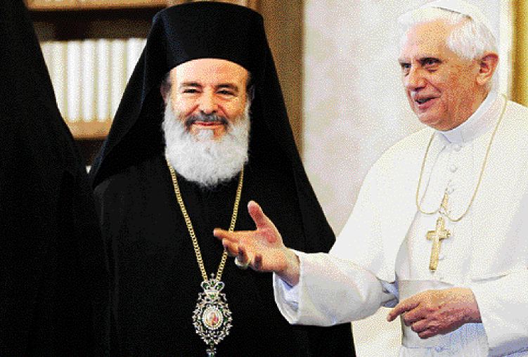 Ο Πάπας μιλάει με τους Ελληνες και σκέπτεται τους… Ρώσους