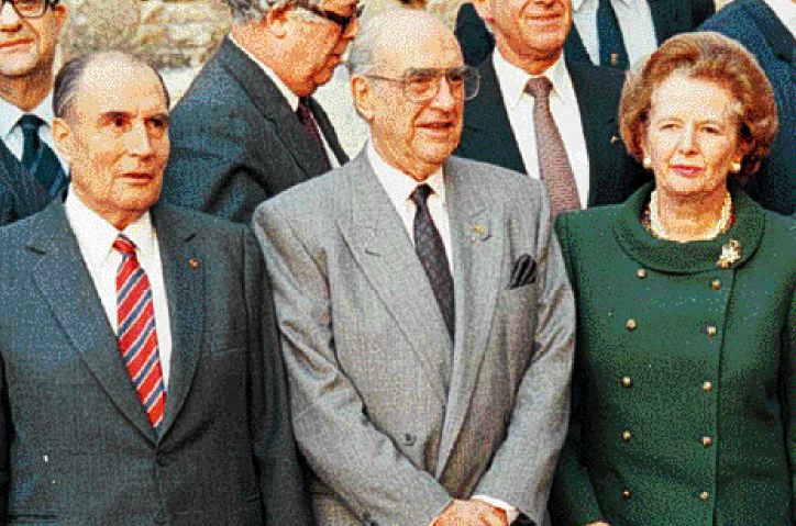 Ο Ανδρέας, το ΠαΣοΚ και η ΕΟΚ