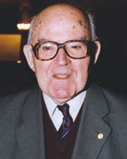 Πέθανε σε ηλικία 94 ετών ο ακαδημαϊκός Χρύσανθος Χρήστου