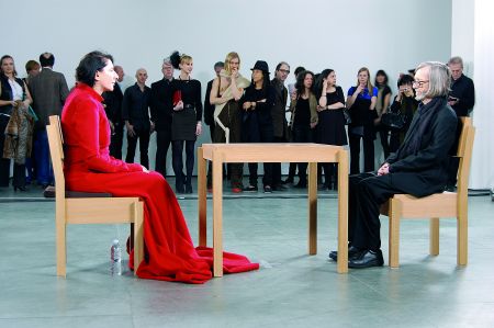 Η ζωή πέρα από τις περφόρμανς