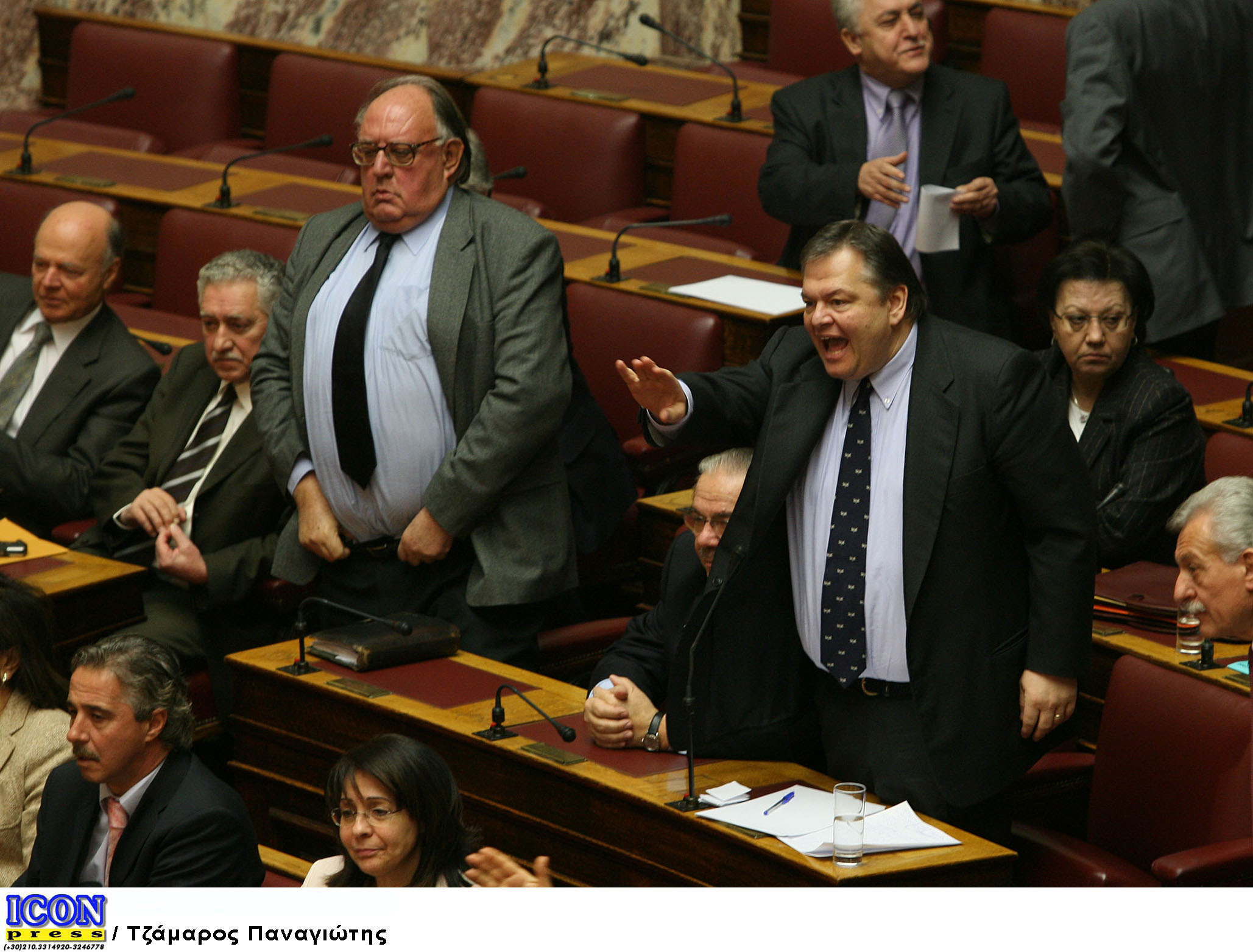 Στη Βουλή η κατάργηση φορέων του Δημοσίου