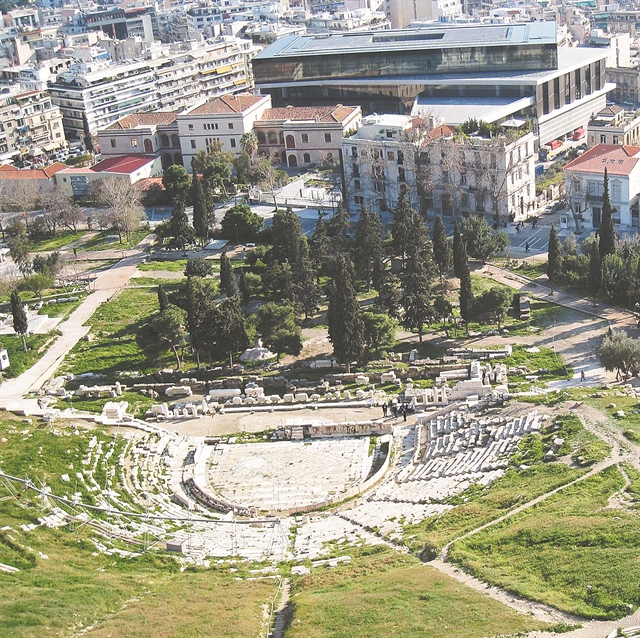 Διαφιλονικούμενο παρελθόν