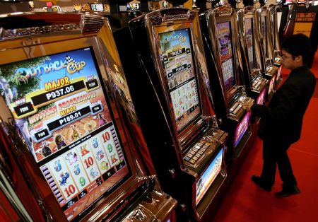 Μήνυση κατά του προέδρου της ΕΕΕΠ Α.Στεργιώτη κατέθεσαν οι ιδιοκτήτες VLTs