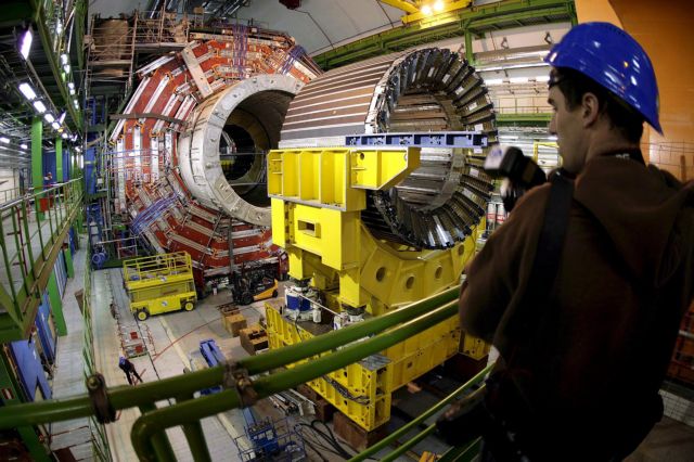 Τέθηκε ξανά σε λειτουργία ο Μεγάλος Επιταχυντής Ανδρονίων στο CERN