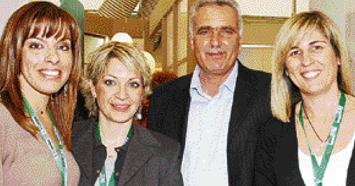 Στην κορυφή των επίπλων μετά από 25 χρόνια