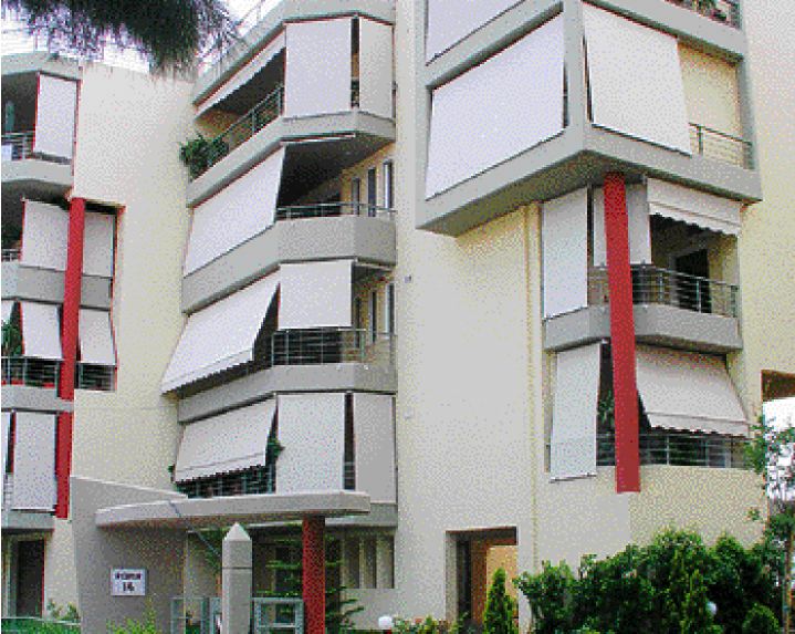 Οι ημιυπαίθριοι «κλείνουν» τον προϋπολογισμό