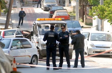 Χειροβομβίδα του β’ παγκοσμίου σε προαύλιο σχολείου στη Σιάτιστα