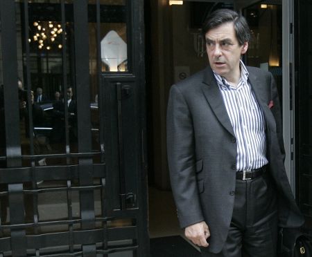 Ο Φιγιόν τάσσεται υπέρ μιας «ευρωπαϊκής αμυντικής συμμαχίας»