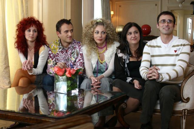 Τα κανάλια ανοίγουν τα σεντούκια τους