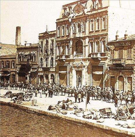 Ο Κώστας Καραμανλής και το βιβλίο Ιστορίας