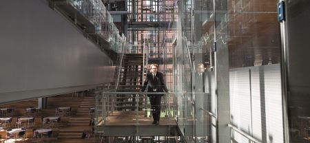 Erick van Egeraat: «Θα έπρεπε να χαίρεστε περισσότερο την Αθήνα»