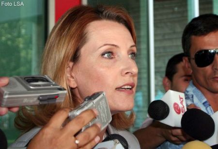 Albanian Minister of Defense Mimi Kodheli visits Greece