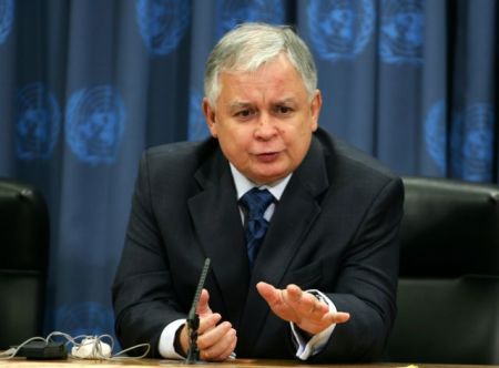 Πολωνία: Κατηγορίες σε ρώσους ελεγκτές για τη συντριβή του προεδρικού αεροσκάφους