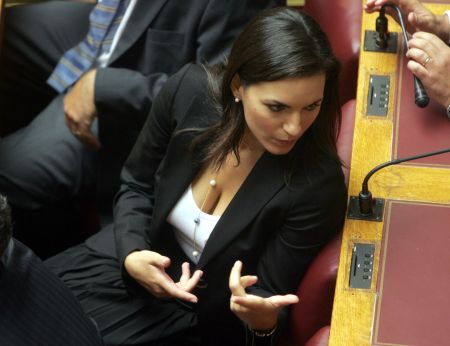 Κεφαλογιάννη: «Ναι» στη «Σχολική Ανάπαυλα», αλλά με συνέργειες