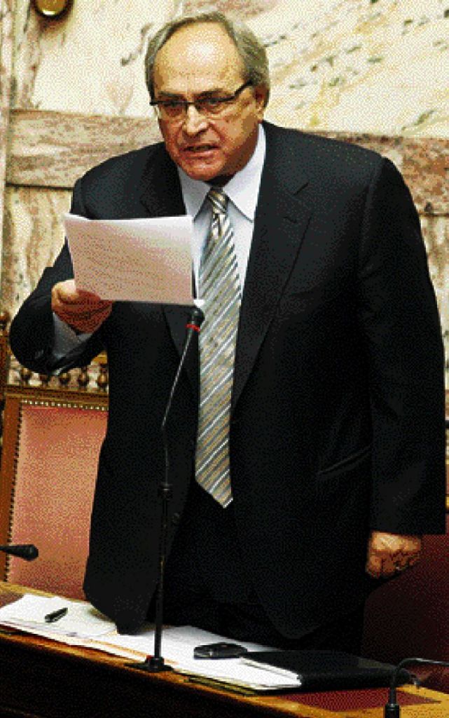 Ο κ. Κωνσταντόπουλος έγινε πάλι δικηγόρος