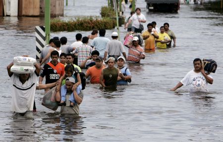 Έξι νεκροί στο Μεξικό από κατολισθήσεις μετά τον τυφώνα Ερλ