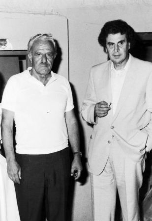 Ο Μίκης, ο Τσε, ο Χαρίλαος, η Μελίνα και ο Καρυωτάκης