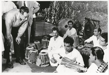 Μουσικά ταξίδια σε πέντε ηπείρους και τρεις αιώνες