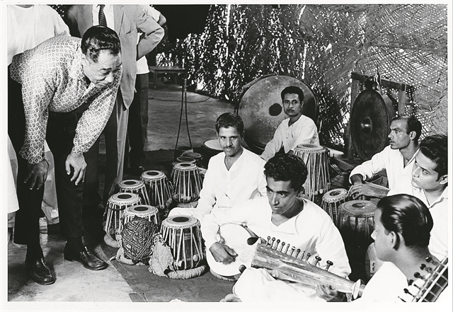 Μουσικά ταξίδια σε πέντε ηπείρους και τρεις αιώνες