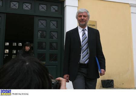 Καβγάς Τατούλη-Τσιρώνη για την διαχείριση των σκουπιδιών στην Πελοπόννησο