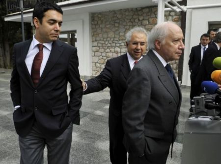 Επαφές Νίμιτς σε Αθήνα και Σκόπια για την ονομασία της πΓΔΜ