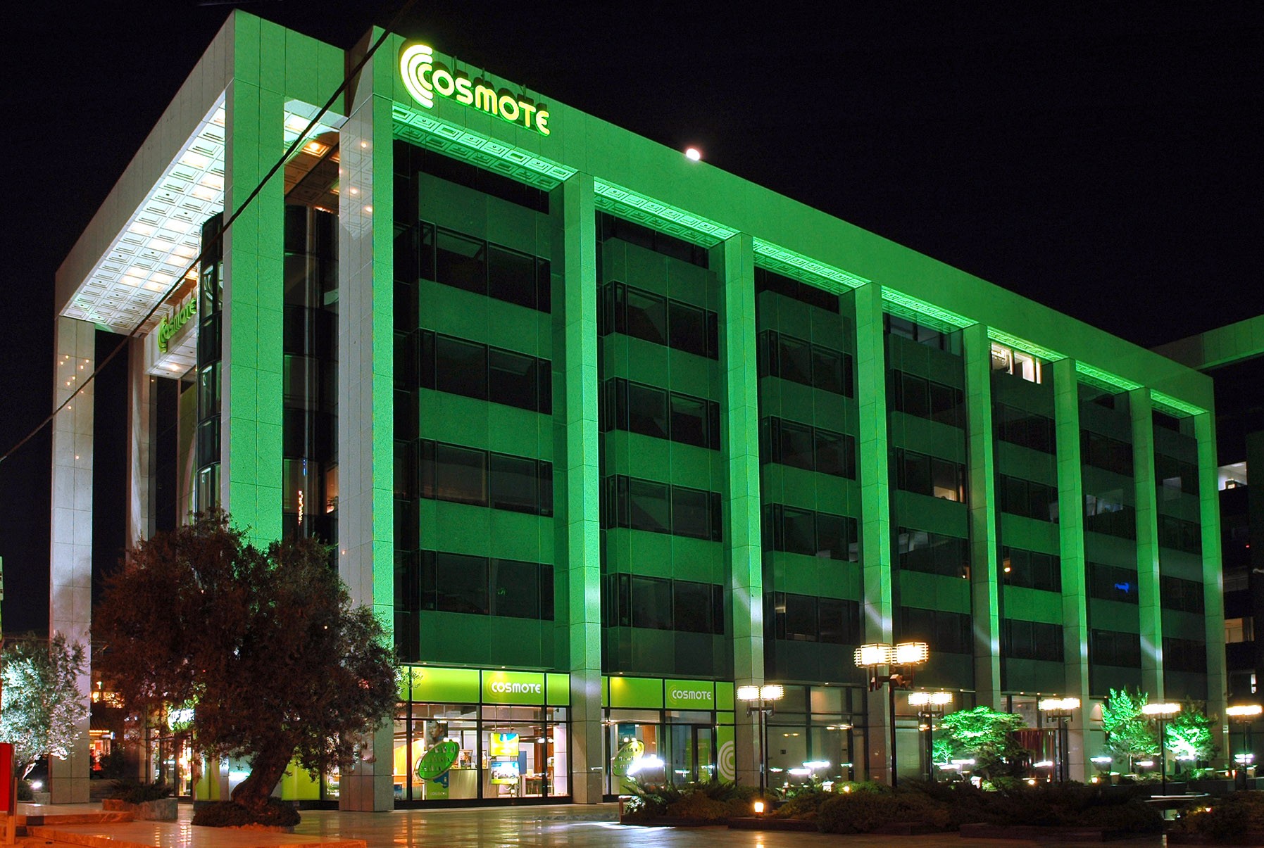 Διετής σύμβαση με αυξήσεις μισθών έως 8% στην COSMOTE