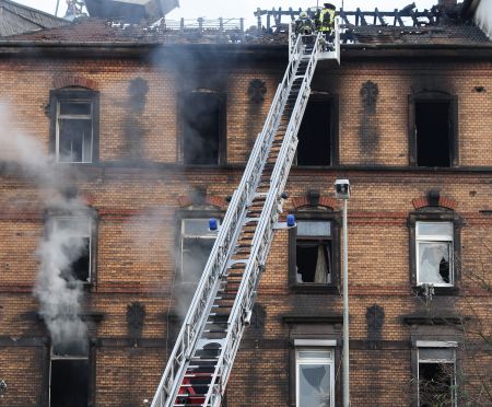 Εμπρησμός η φωτιά στο καταφύγιο μεταναστών λέει η αστυνομία Μονάχου