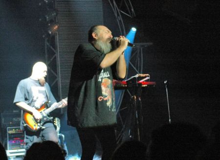 Τζίμης Πανούσης: «Είμαστε ακόμη στο μπουσούλισμα της Ιστορίας»