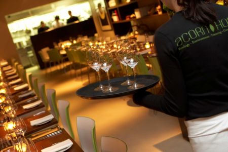 SOS για τη «μαύρη εργασία» από το ΙΚΑ