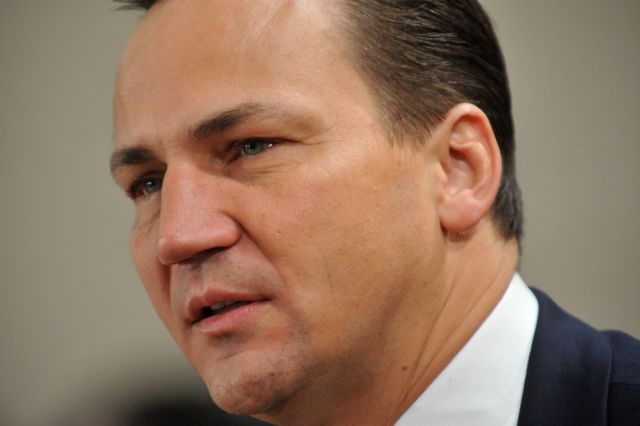 Πολωνία: Η Ρωσία χρειάζεται τα χρήματα της Ευρώπης