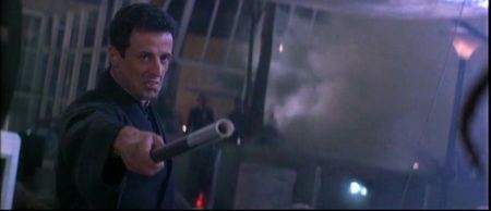 Στα δικαστήρια ο Σταλόνε με τη Warner Bros