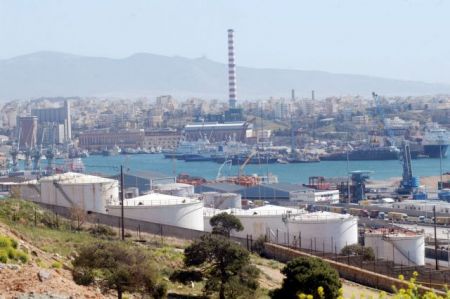 Αγνωστος σκότωσε και λήστεψε 60χρονο στην Δραπετσώνα