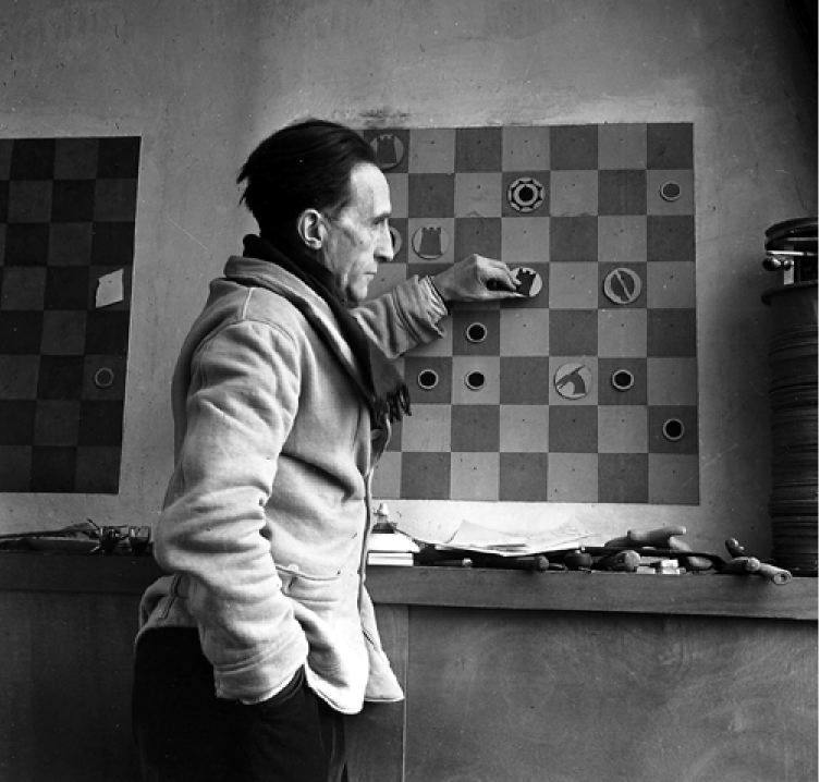MARCEL DUCHAMP