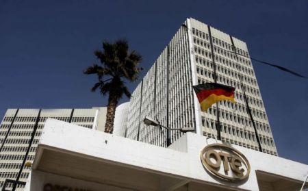 Στο σκαμνί η Ελλάδα για τη «χρυσή μετοχή»