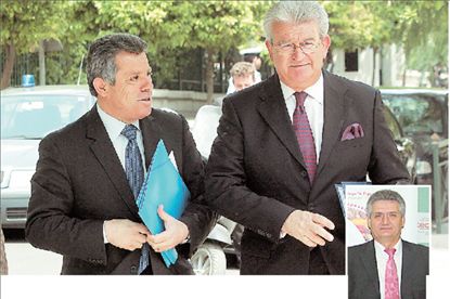 Πώς αποκεφάλισαν τον πρόεδρο του ΕΦΕΤ