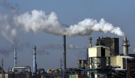 Μείωση 0,7% στη βιομηχανική παραγωγή της Ευρωζώνης