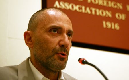 Υποψήφιος δήμαρχος Αθηναίων ο Γρηγόρης Βαλλιανάτος