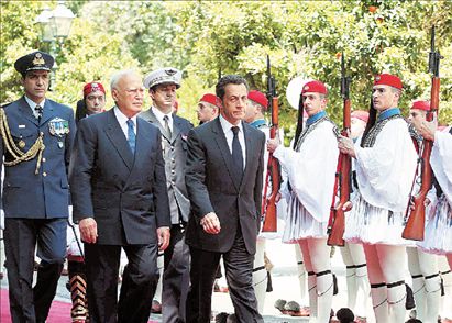«Θα έχετε πάντοτε τη στήριξή μας»