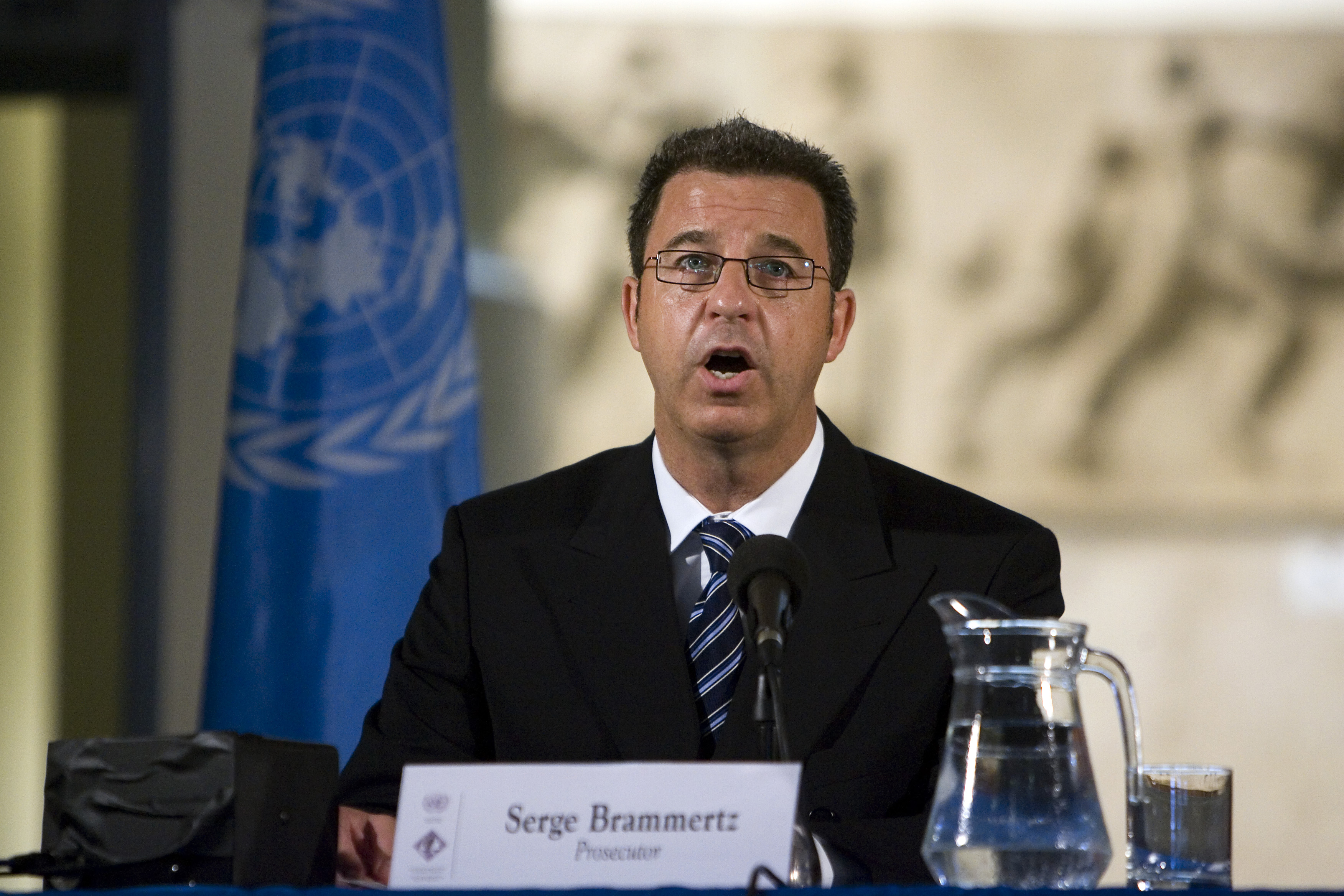 Σ. Μπράμερτς: Απαράδεκτη η άρνηση της γενοκτονίας στη Σρεμπρένιτσα