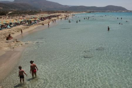 Ισοδύναμα αναπτυξιακά μέτρα αν αυξηθούν οι φόροι, λένε οι επιχειρηματίες στα νησιά