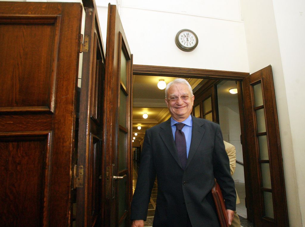 Διεγράφη ο Σωτήρης Χατζηγάκης από τον Α. Σαμαρά για τα σταγονίδια